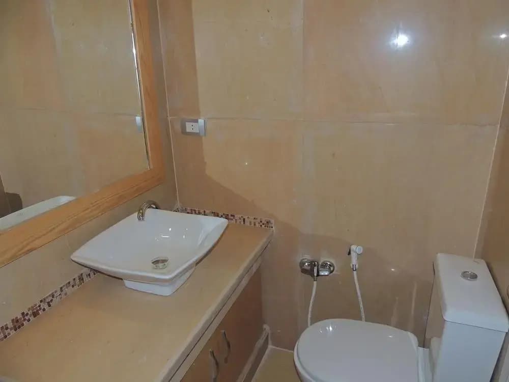 Sultan Luxurious Townhouse Near Auc Apartments