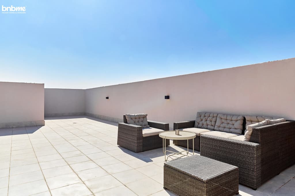 Bnbme, Riviera-22, 2 Bdr Apartments