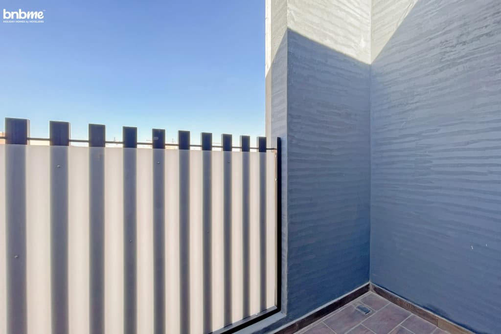 Bnbme, Riviera-22, 2 Bdr Apartments