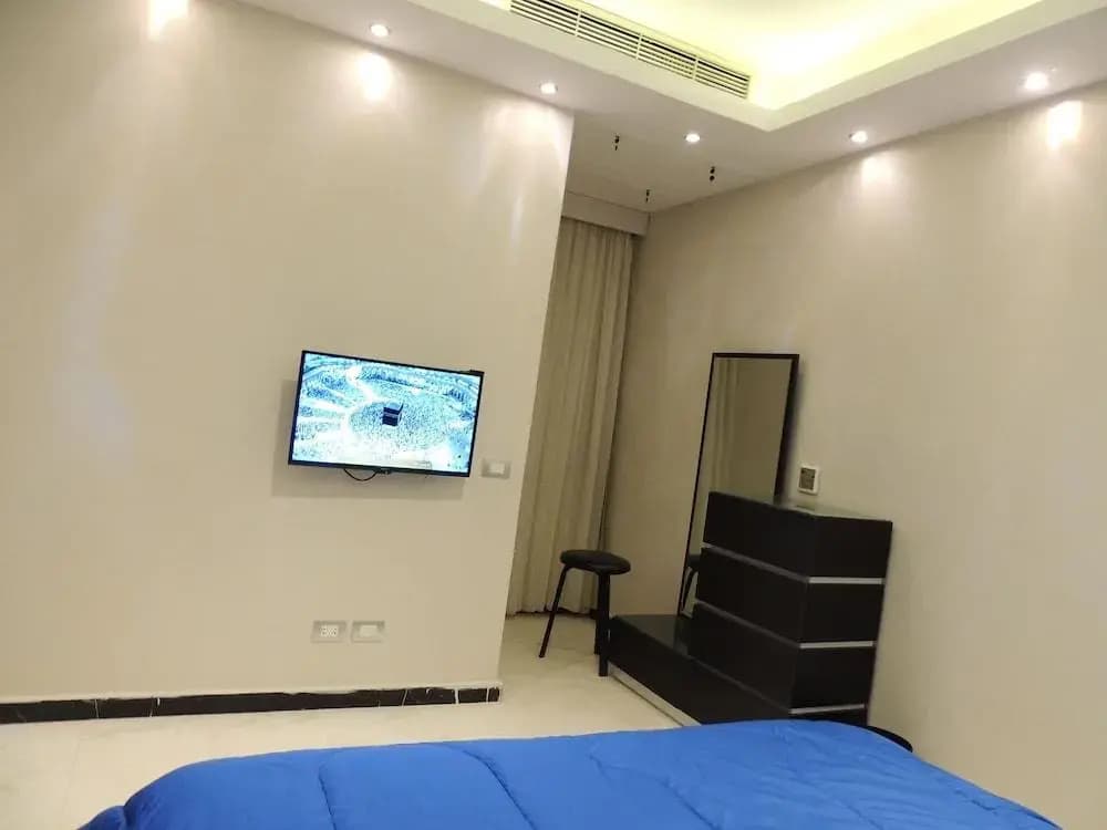Sultan Luxurious Townhouse Near Auc Apartments