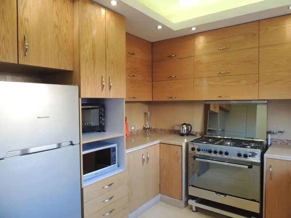 Sultan Luxurious Townhouse Near Auc Apartments