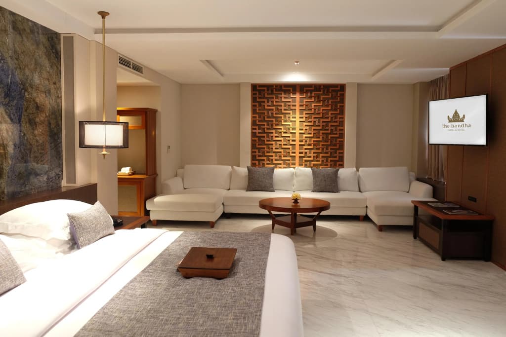 The Bandha Hotel & Suites