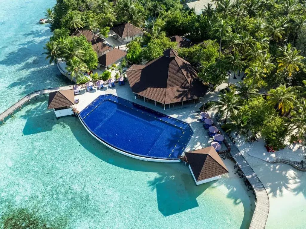 Ellaidhoo Maldives By Cinnamon Hotel