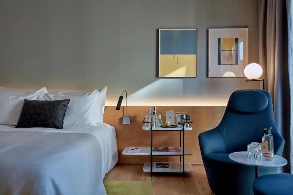Sir Victor Hotel