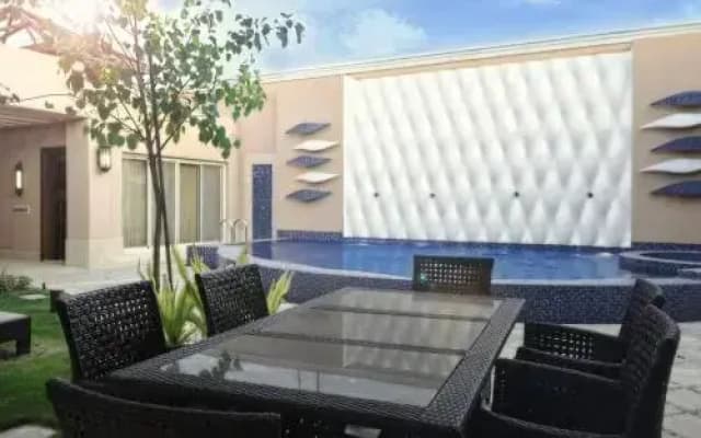 Goot Resorts