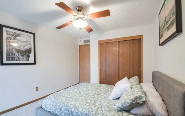 Welcoming Condo in Davenport: Central Location!