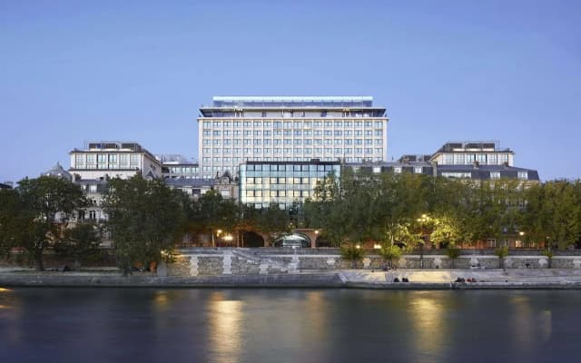 SO/ Paris Hotel